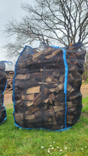 Lade das Bild in den Galerie-Viewer, Kaminholz Mischholz - frisch - je srm (max. 4srm je Lieferung) - nach Vereinbarung